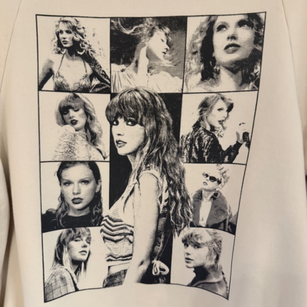 Taylor Swift Era's hoodie - Picture 4 of 8